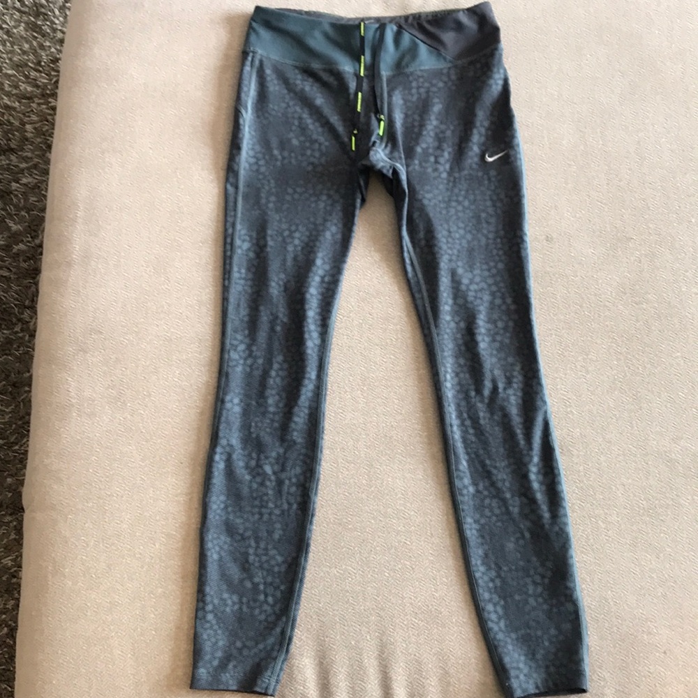 Women’s Nike Dri Fit Running Tights Size Medium